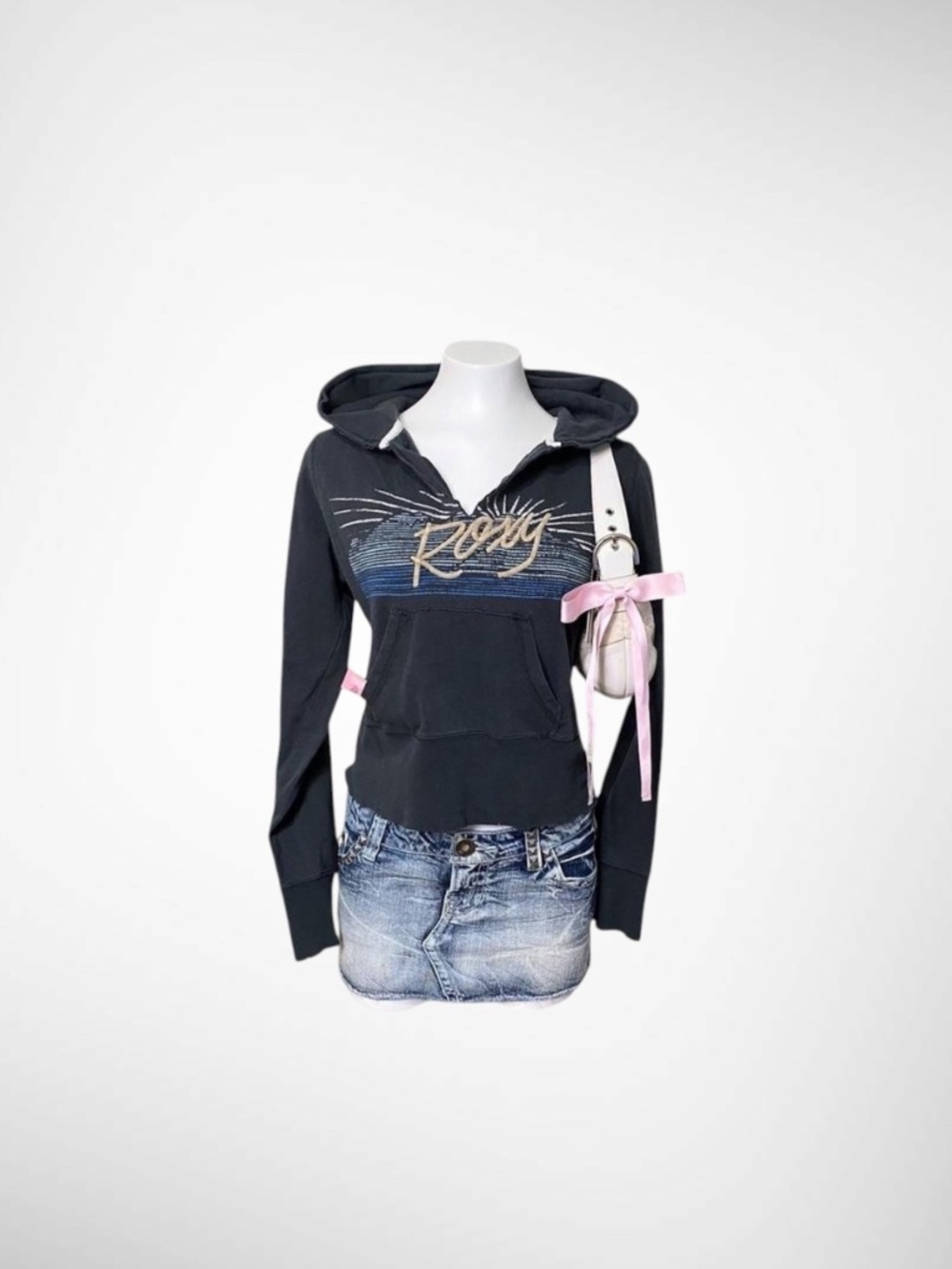 2000s Roxy Embroidered Hoodie | Cropped Cyber Y2K McBling Skater